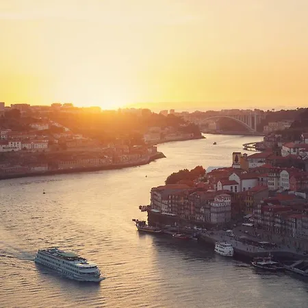 Lm Ribeira * Oporto